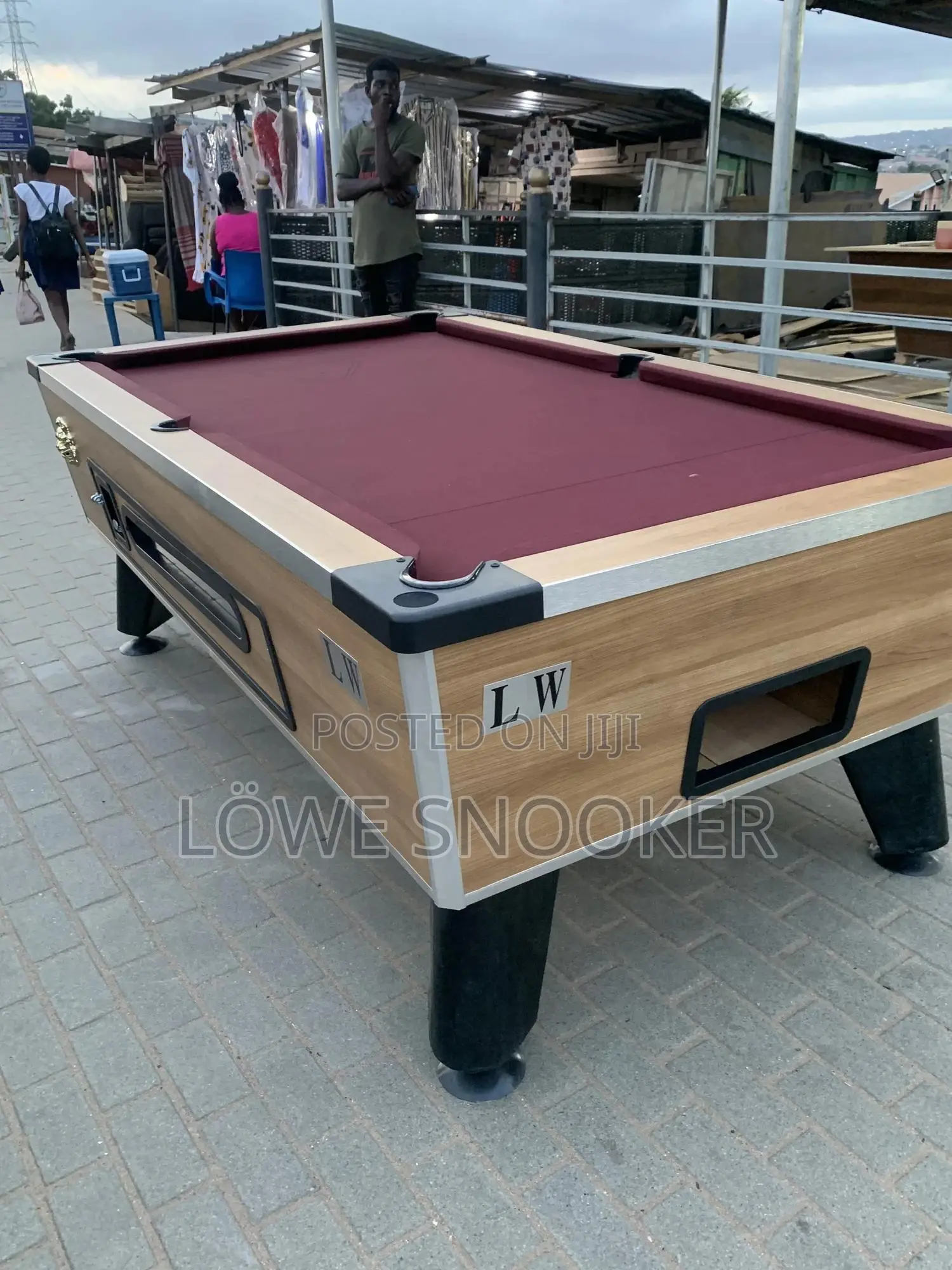 Standard Pool Tables Available For A Cool Price