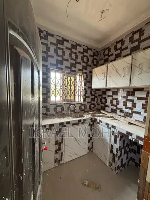 1bdrm Apartment in Lakeside for rent