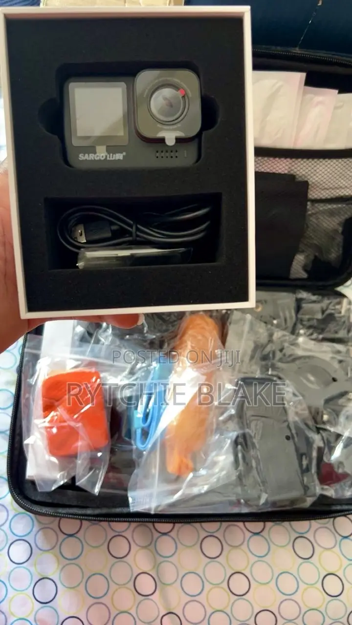 Action Camera for Vlogs With Accesories