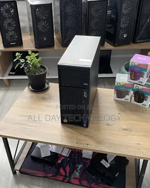 Desktop Computer HP Z230 16GB Intel Core I7 HDD 1T