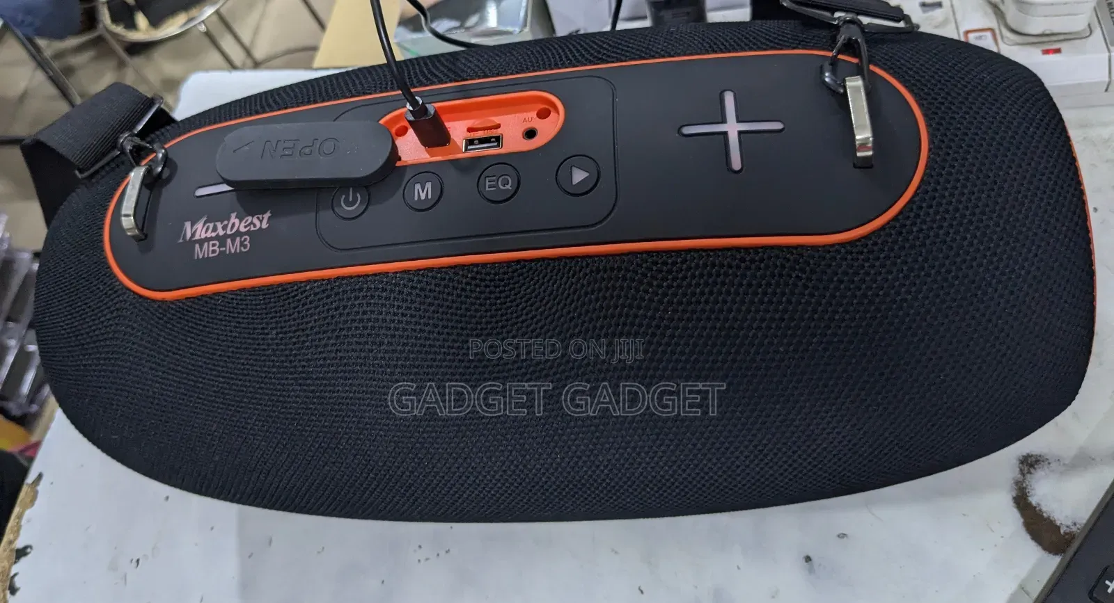 Powerful Bluetooth Speaker (Battery Life: Up to 24 Hours
)