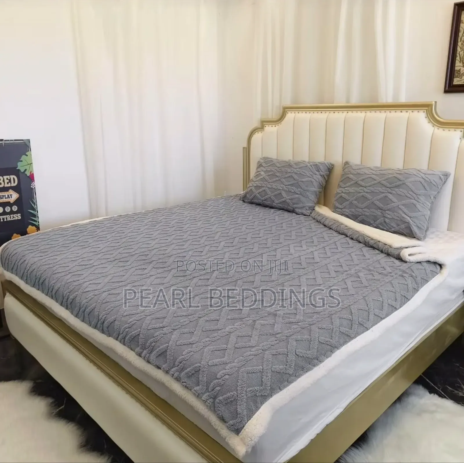Quality Plush Comfort Sherpa Blanket And Matching Pillowcase