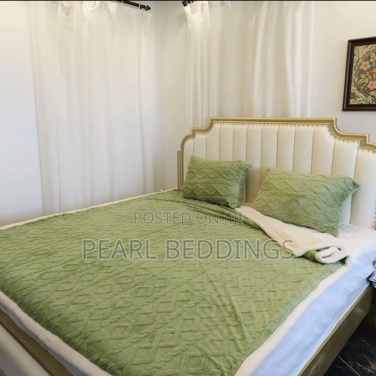 Quality Plush Comfort Sherpa Blanket And Matching Pillowcase
