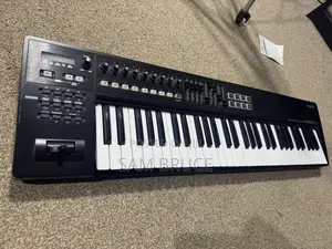 Roland A800 Pro Midi Keyboard