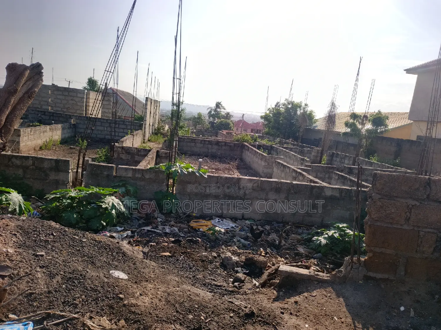 8bdrm House in Lapaz for sale
