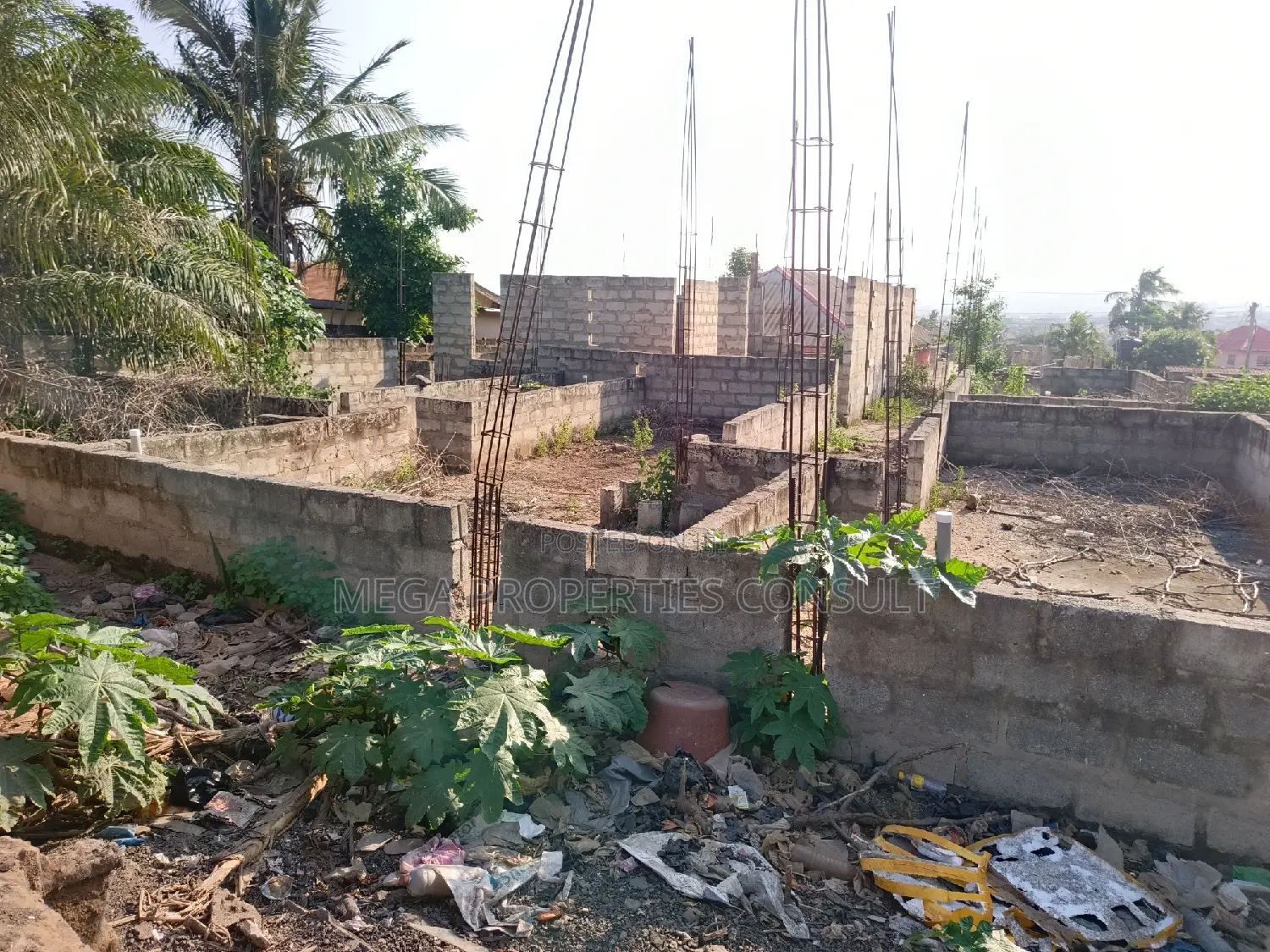 8bdrm House in Lapaz for sale