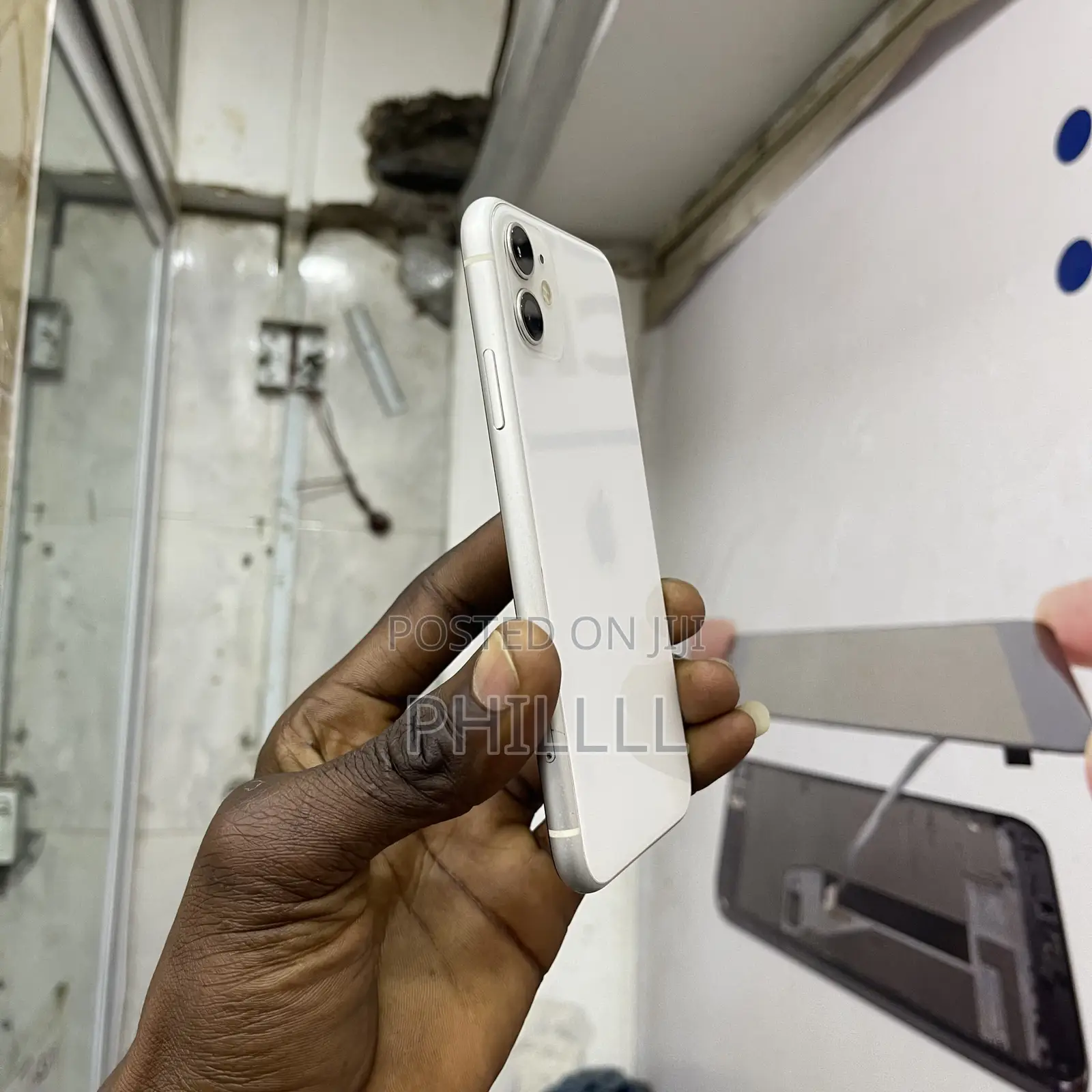 Apple iPhone 11 64 GB White
