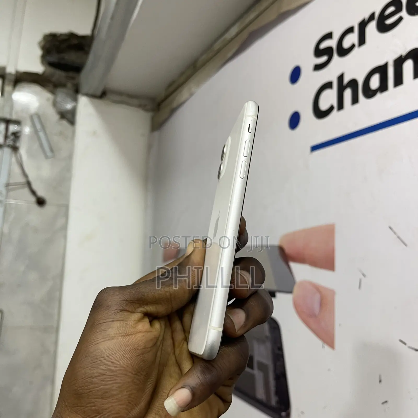 Apple iPhone 11 64 GB White