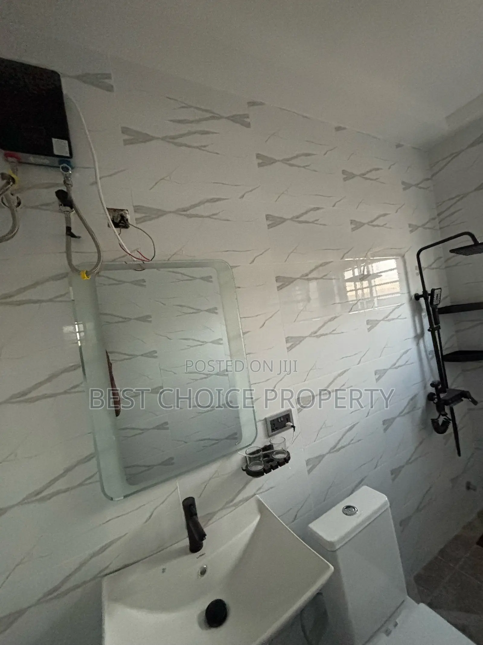 Executive 3 Bedrooms House for Sale