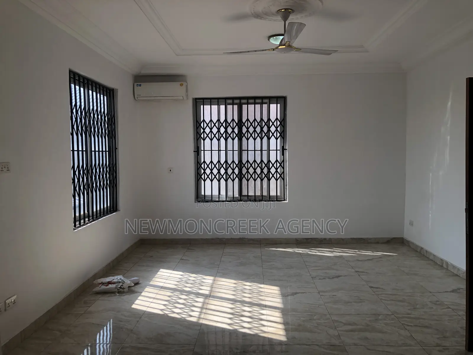 4bdrm Duplex in Lakeside Estates, Accra Metropolitan for rent