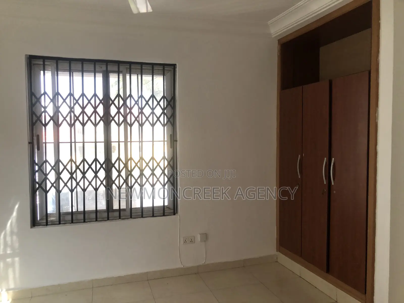 4bdrm Duplex in Lakeside Estates, Accra Metropolitan for rent