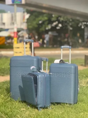 28"24"20" Inches Unicross Expandable Travelling Luggage Set