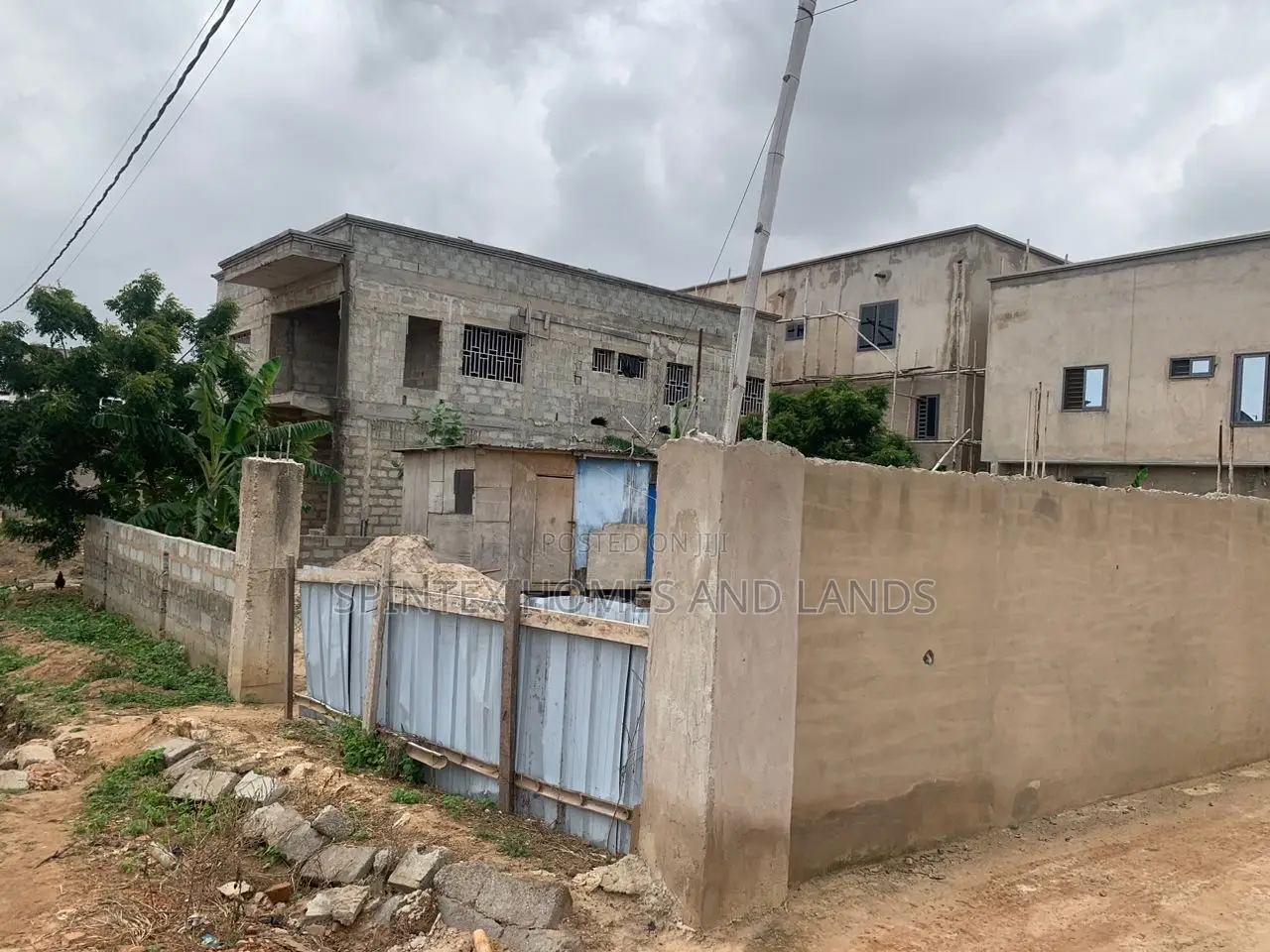 Half Plot for Sale , Size 50/90