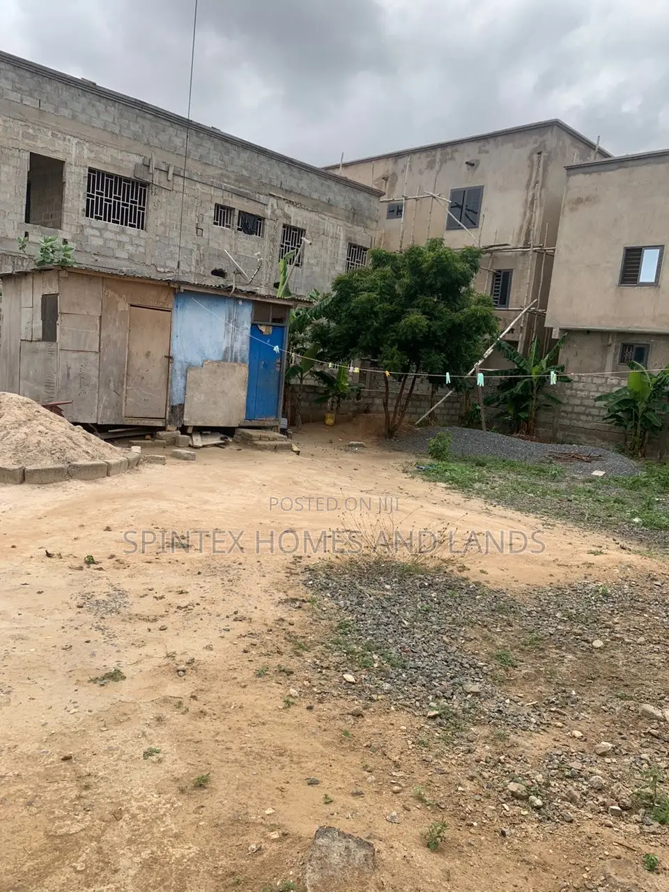 Half Plot for Sale , Size 50/90