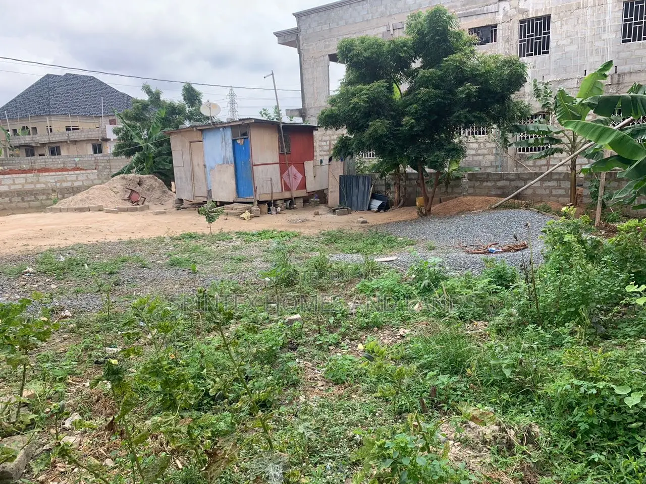 Half Plot for Sale , Size 50/90