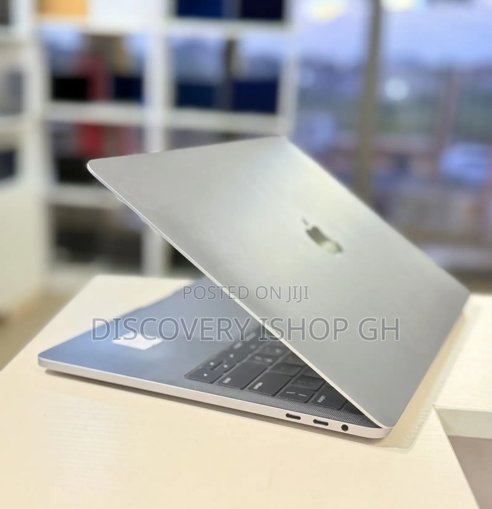 Laptop Apple MacBook Pro 2017 16GB Intel Core I7 SSD 512GB