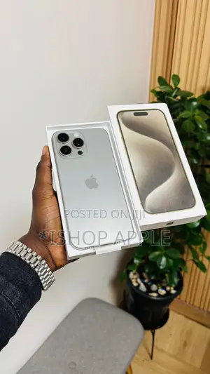 Apple iPhone 15 Pro Max 256 GB