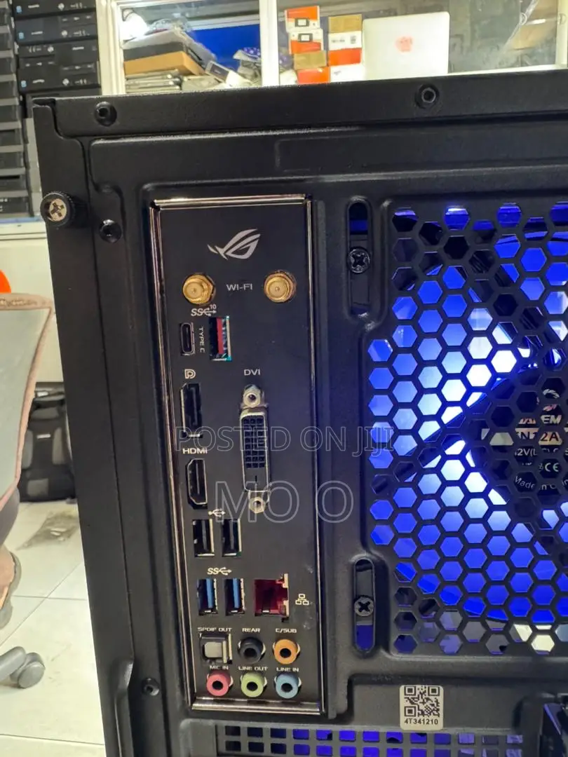 New Asus ROG STRIX GD30CI 16GB Intel Core I7 HDD+SSD 512GB