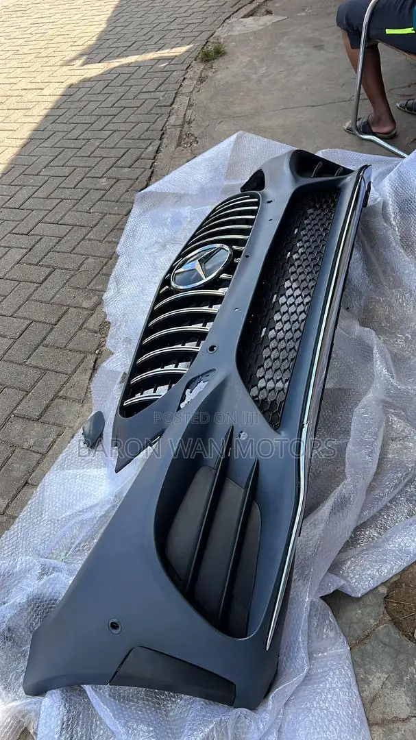 W205 C300 Front Bumper 2019 Complete With Grill Available