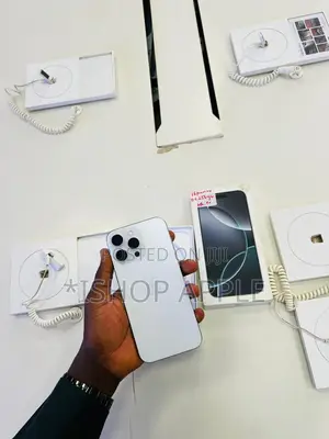 Apple iPhone 16 Pro Max 256 GB White