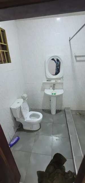 2bdrm Apartment in Gracious Properties, Spintex for rent