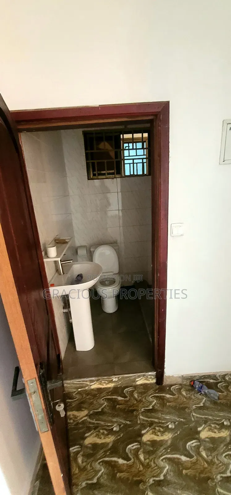 2bdrm Apartment in Gracious Properties, Spintex for rent