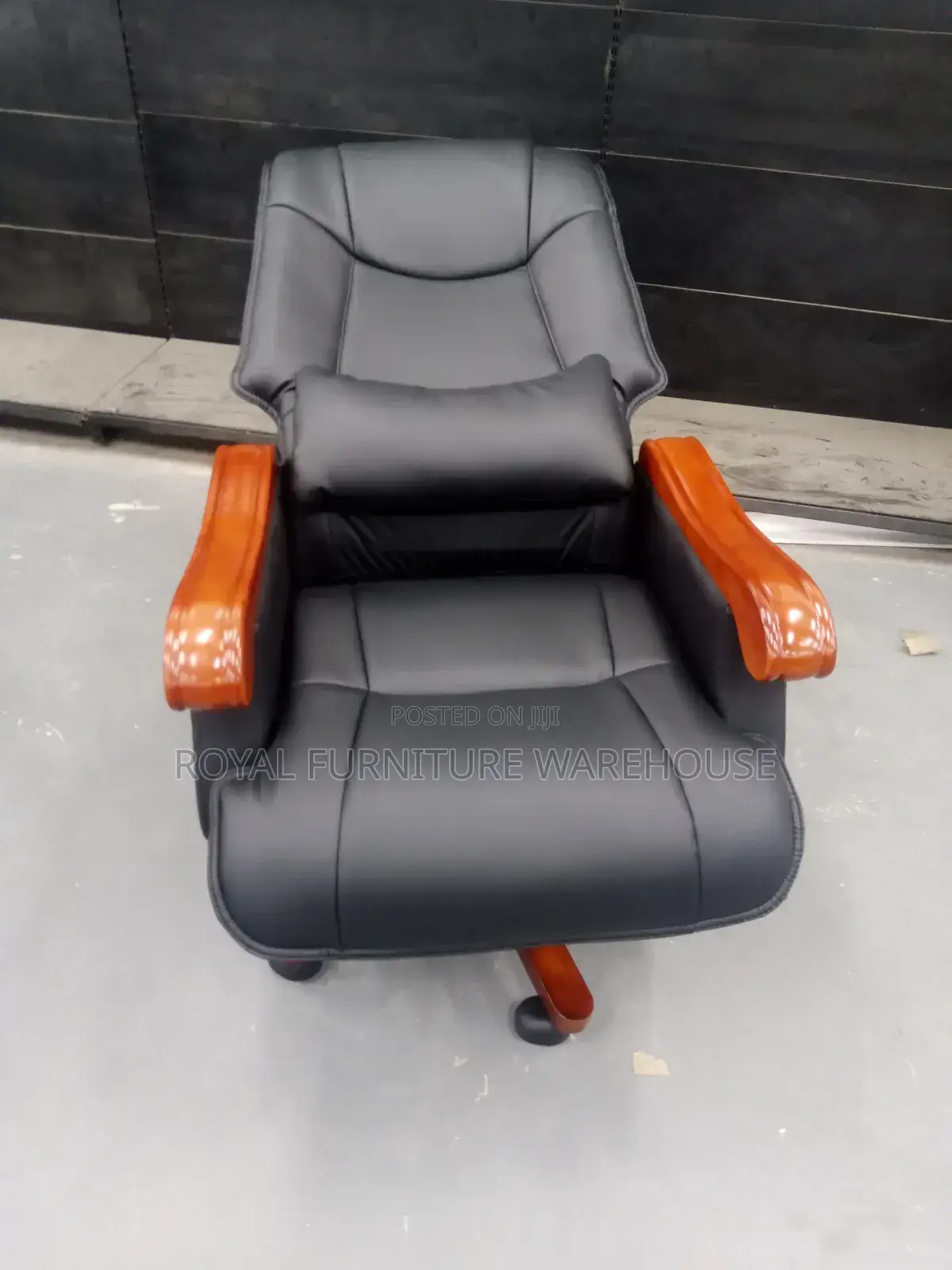 Executive Office Chair