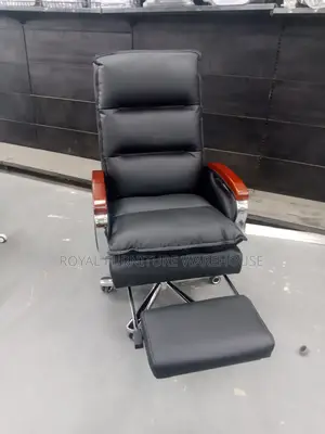 Highly Recommendable Executive Office Chair