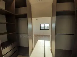 4bdrm Duplex in Adenta Pantang, Accra Metropolitan for sale