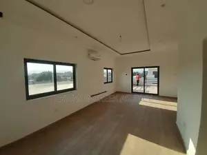 4bdrm Duplex in Adenta Pantang, Accra Metropolitan for sale