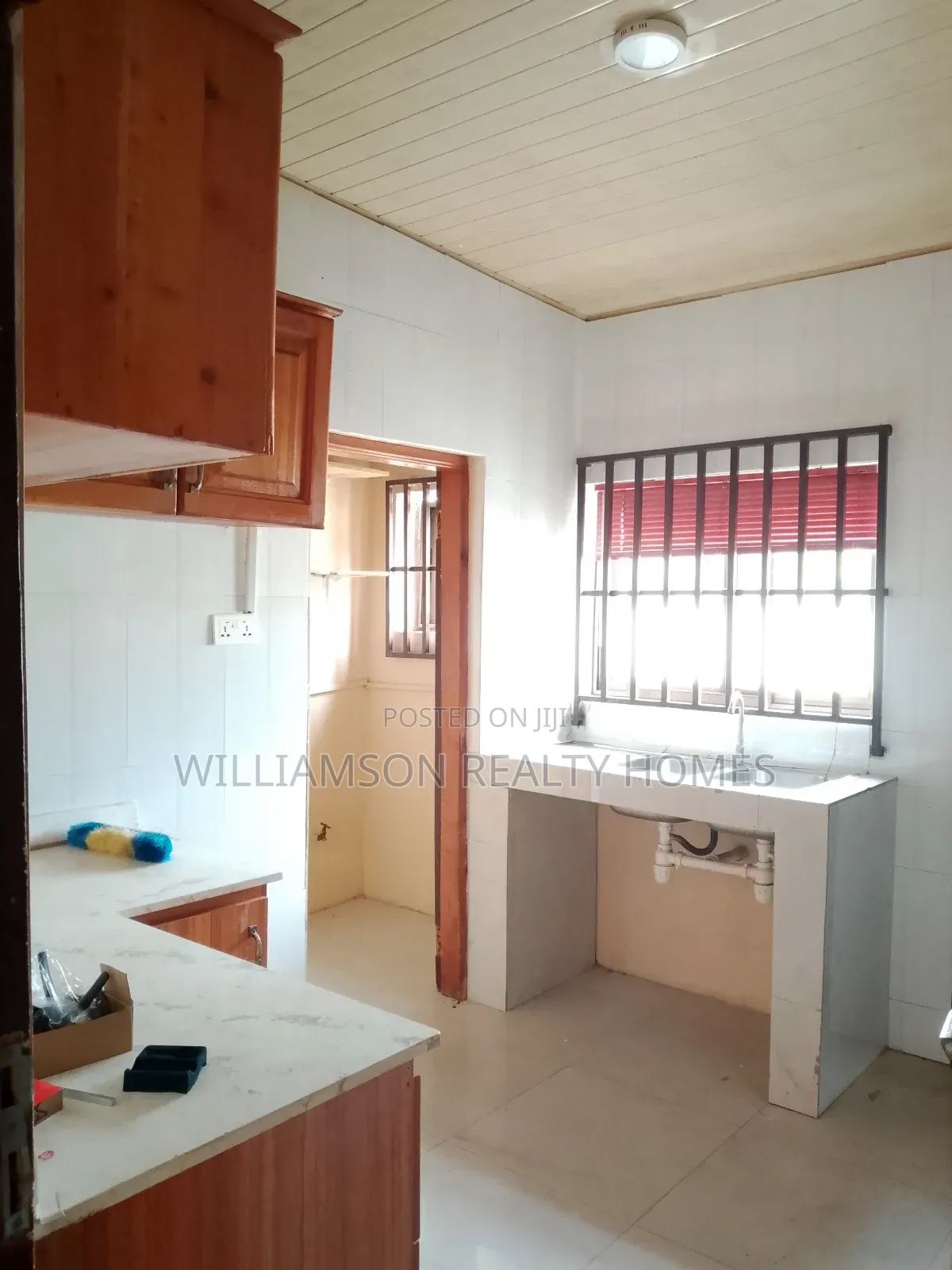 4bdrm House in Community 20 Estate, Spintex for rent