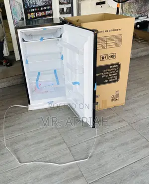 Energy Efficient Rainbow Single Door Table Top Fridge 