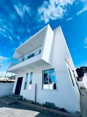 4bdrm House in Ashalley Botwe for sale