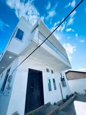 4bdrm House in Ashalley Botwe for sale