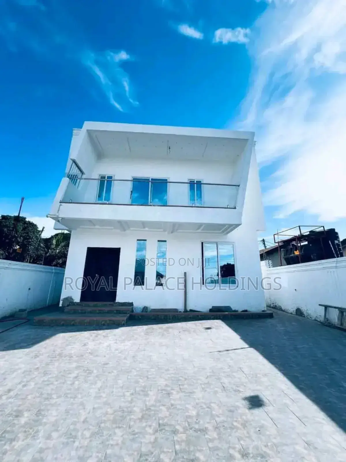 4bdrm House in Ashalley Botwe for sale