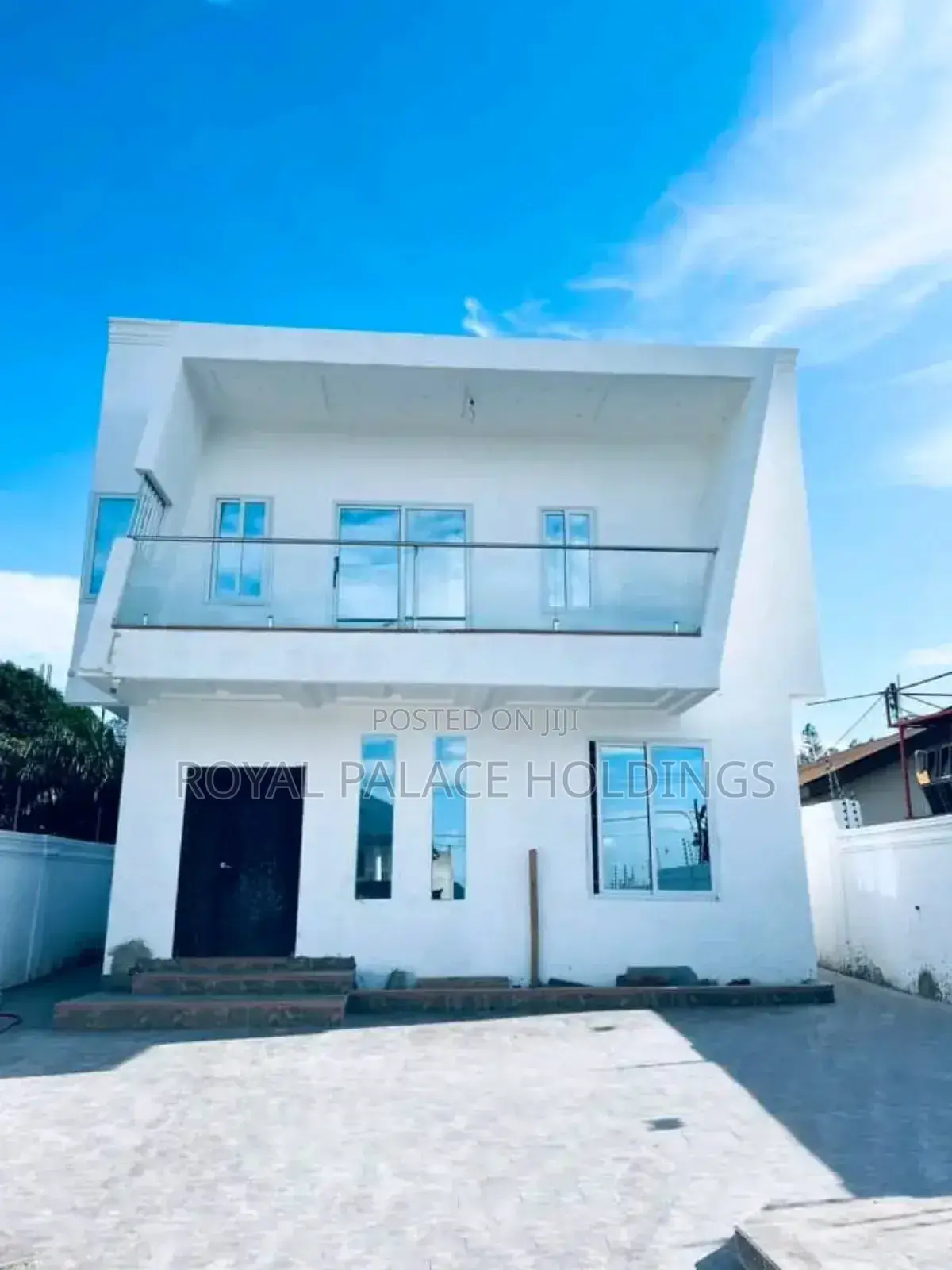 4bdrm House in Ashalley Botwe for sale