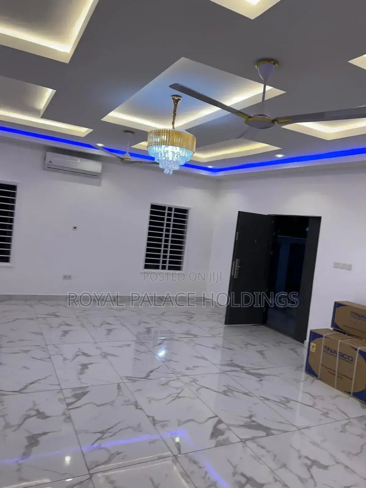 5bdrm House in Achimota for sale