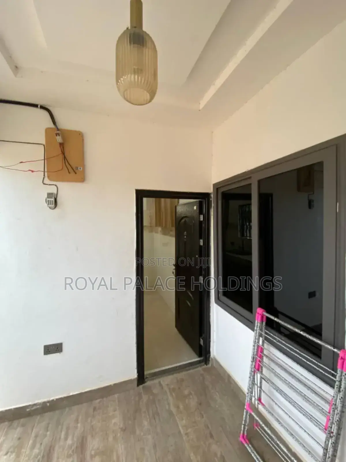 5bdrm House in Achimota for sale