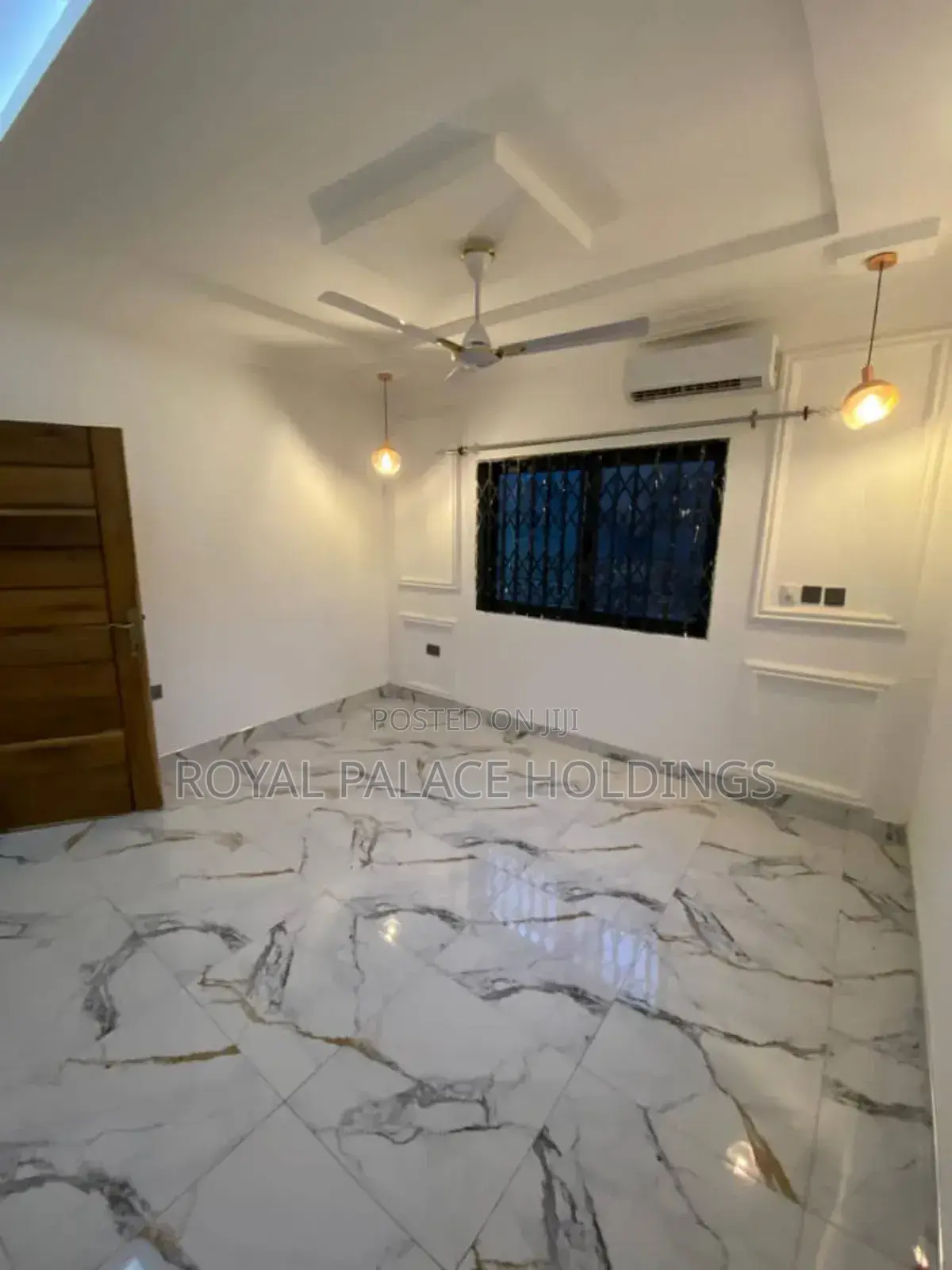 5bdrm House in Achimota for sale