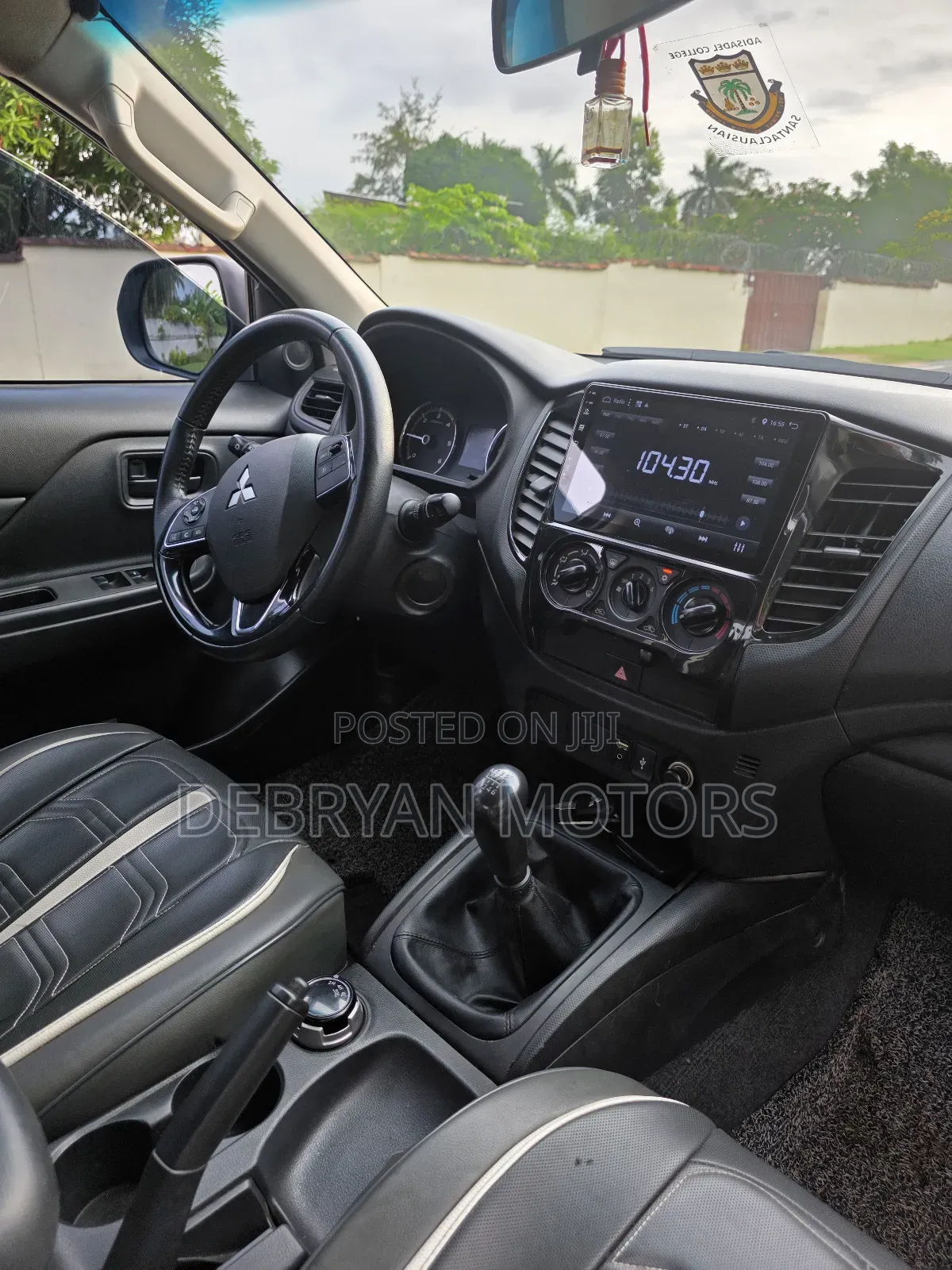 Mitsubishi L200 2023 White