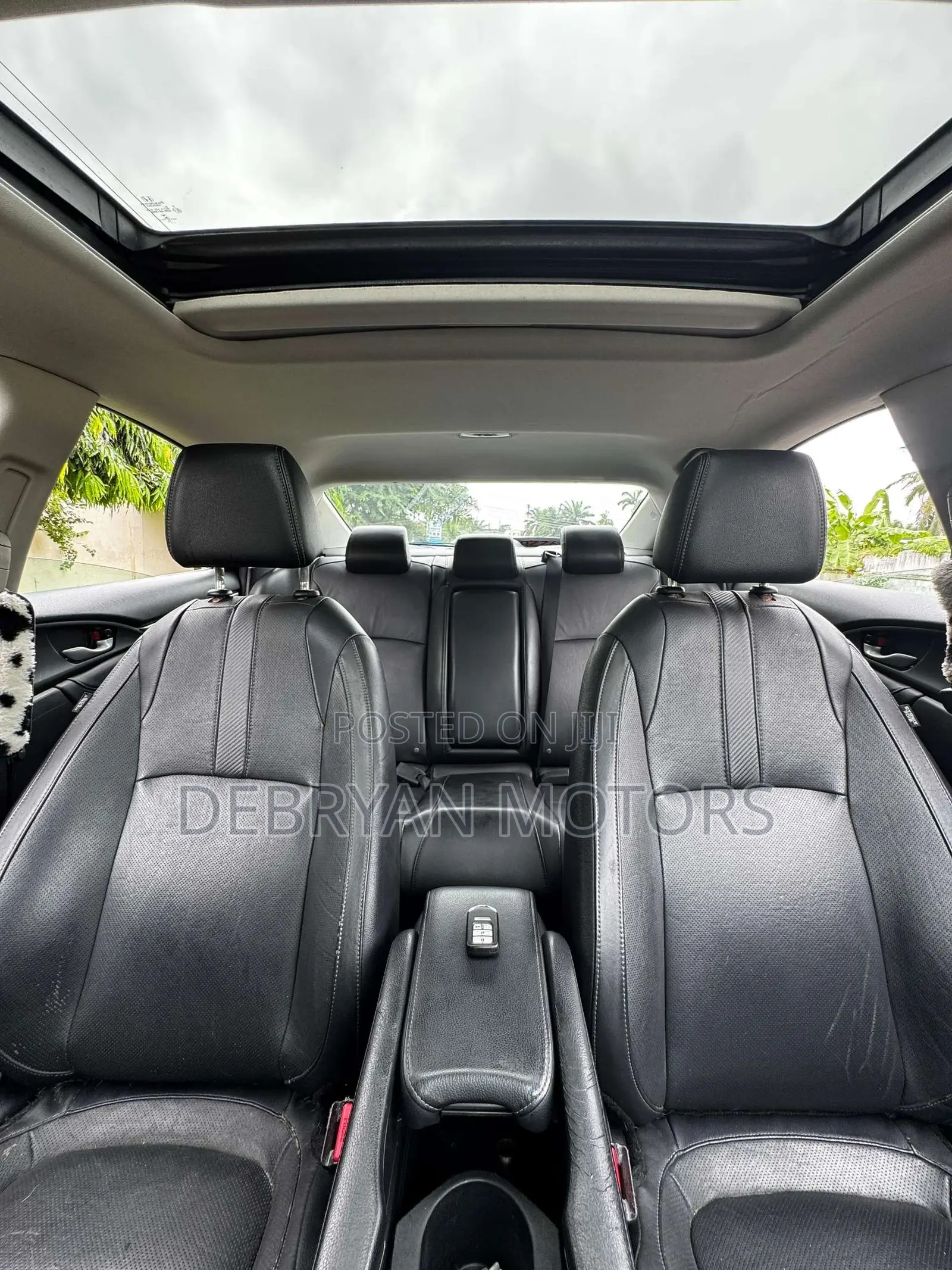 Honda Civic Touring 4dr Sedan (1.5L 4cyl) 2017 Black
