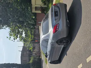 Mercedes-Benz C300 Base Sedan RWD (2.0L 4cyl 7A) 2016 Gray