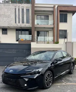 Toyota Camry LE 2025 Black