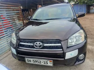 Photo - Toyota RAV4 2011 Brown