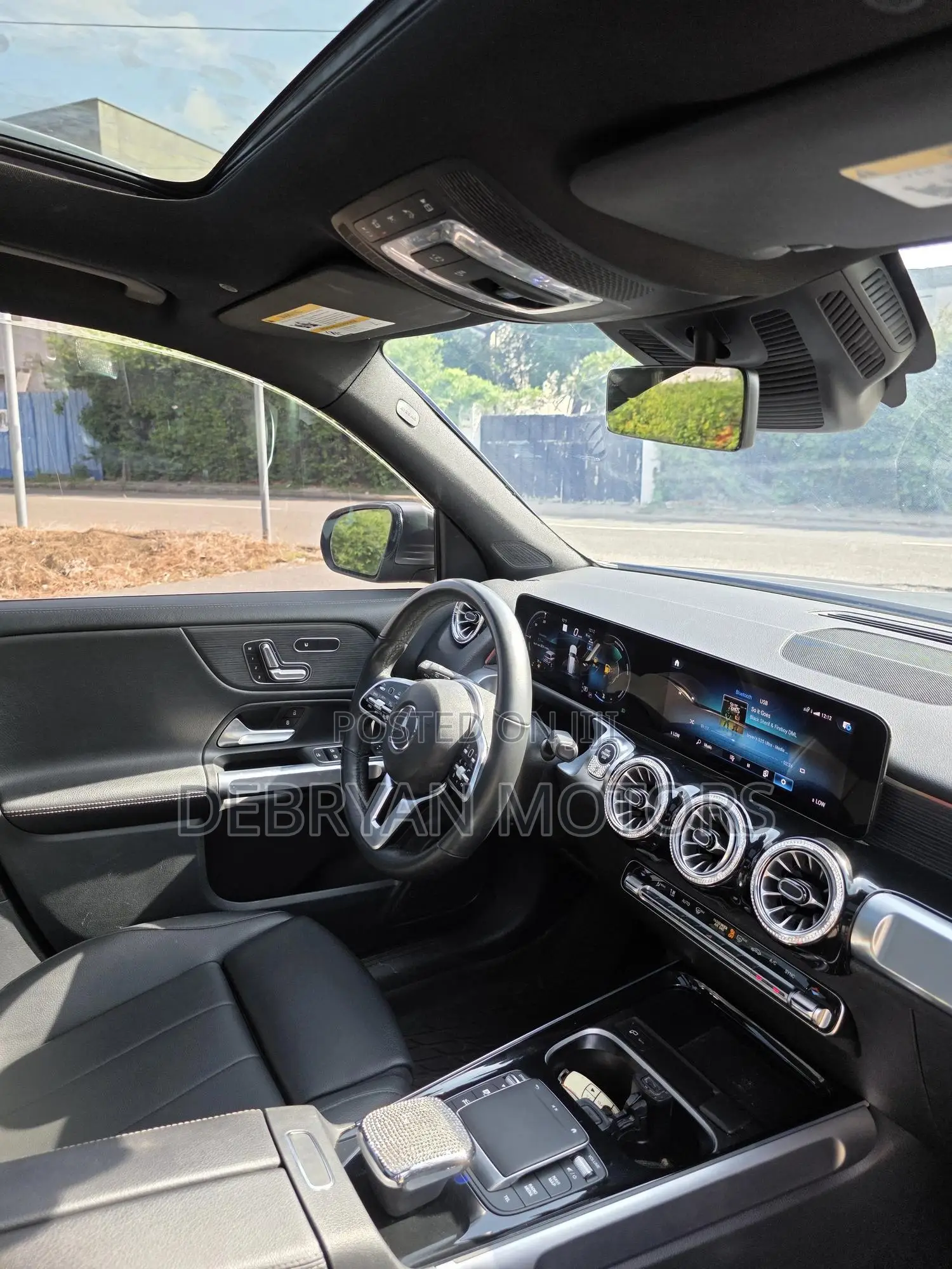 Mercedes-Benz GLB-Class GLB 250 4MATIC 2023 Gray