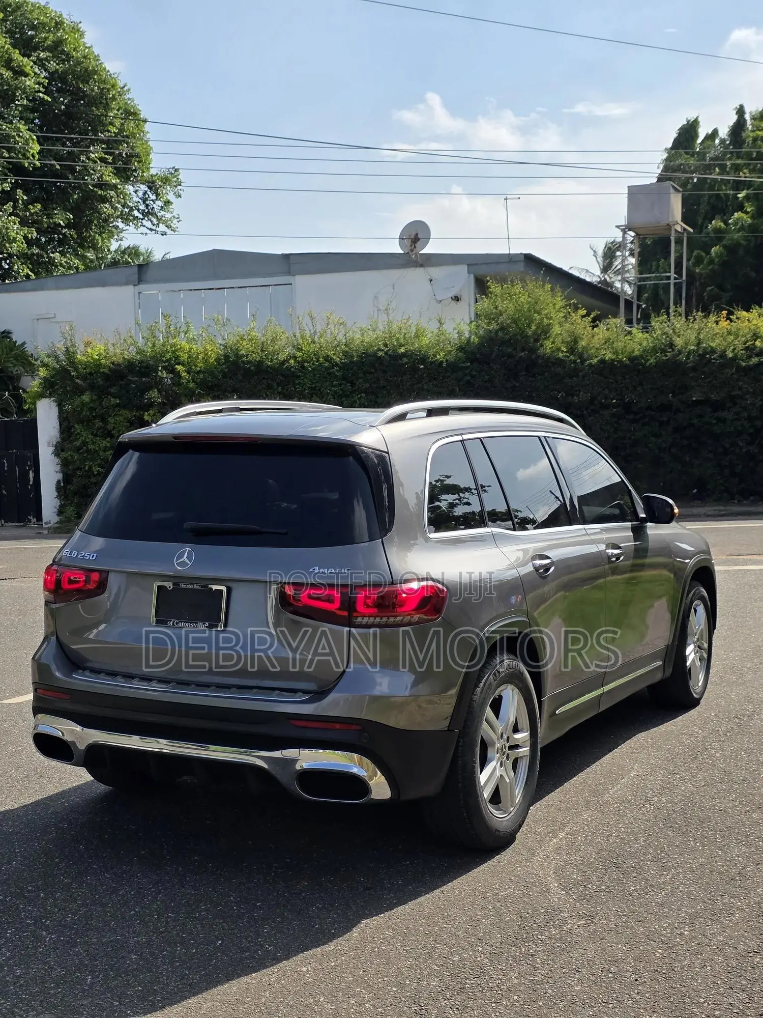 Mercedes-Benz GLB-Class GLB 250 4MATIC 2023 Gray