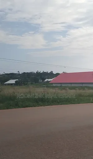 Land Close To Uenr And Cucg