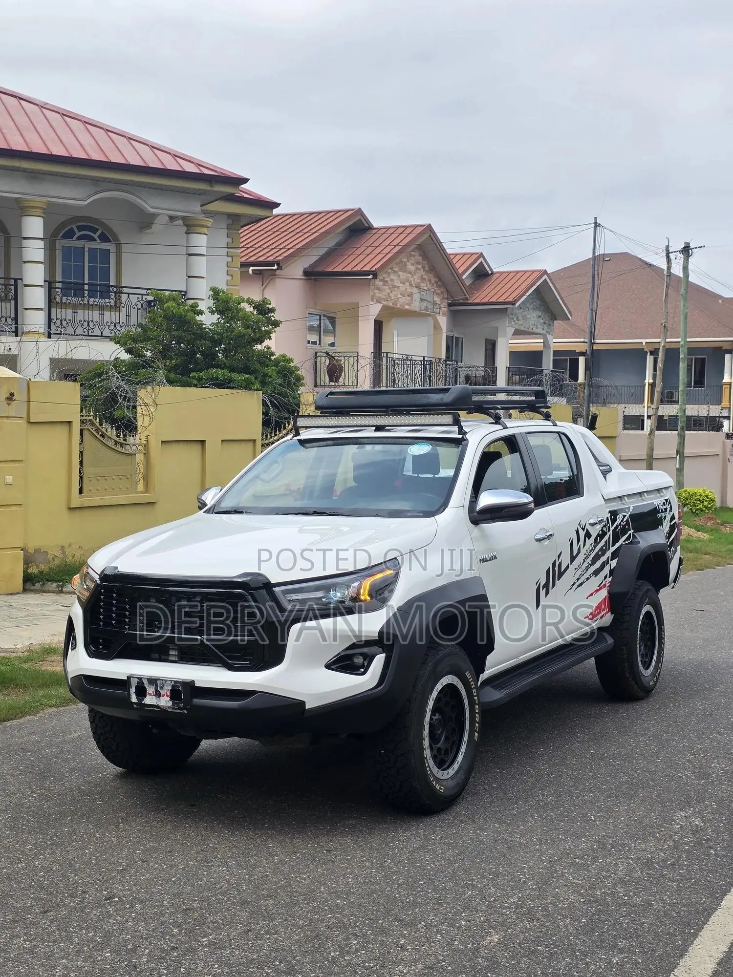 Toyota Hilux Revo Double Cab Petrol 2.7 AWD 2022 White