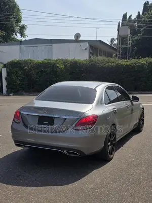 Mercedes-Benz C300 Base Sedan RWD (2.0L 4cyl 7A) 2016 Gray