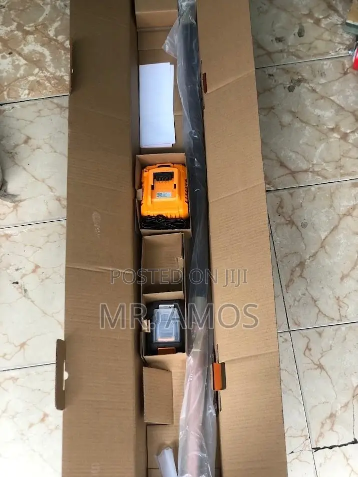 20v Lithium-Ion Concrete Vibrator + Needle Rod Combo - Ccvli